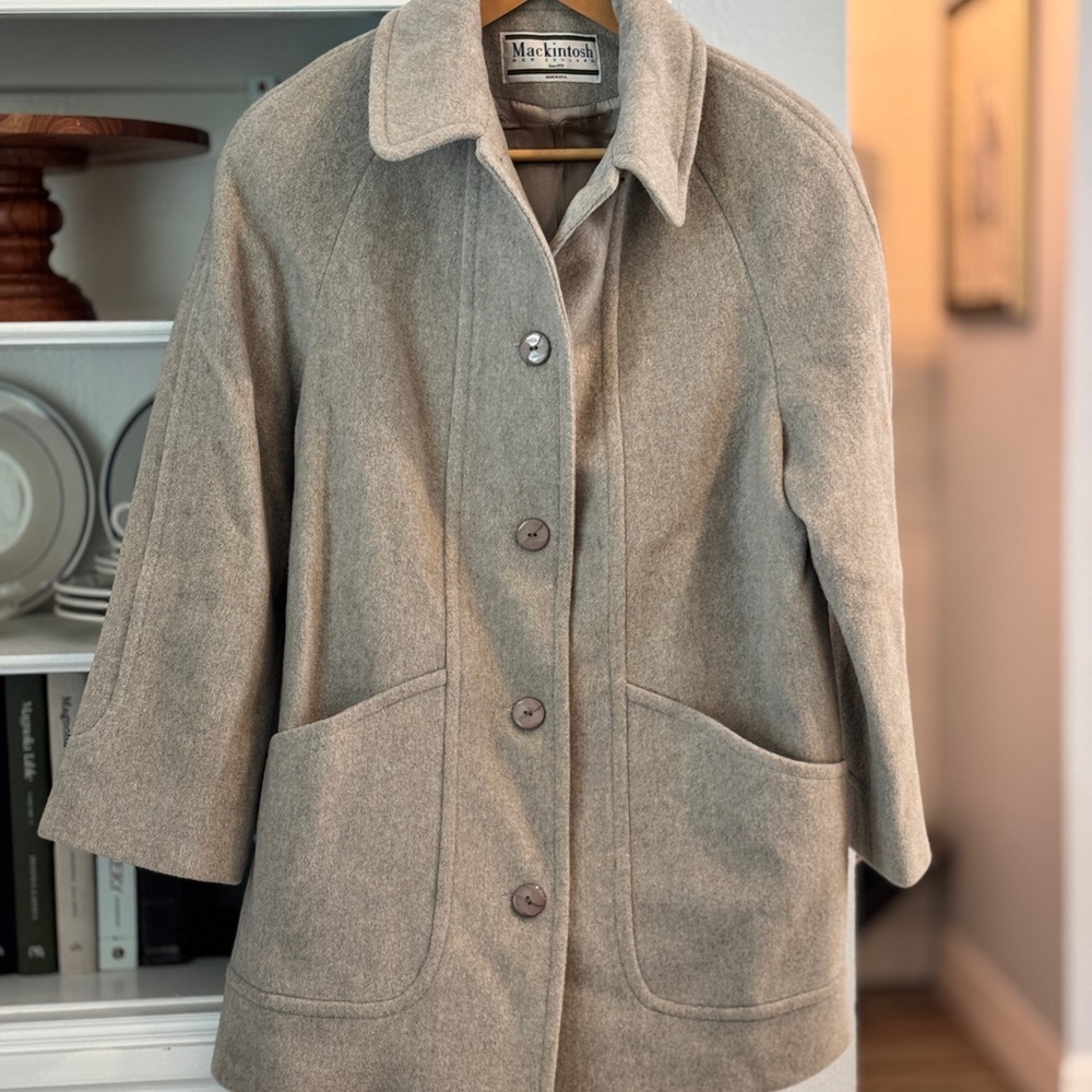 NWOT Mackintosh of New England Tan 100% Wool Coat Size 8 USA Made